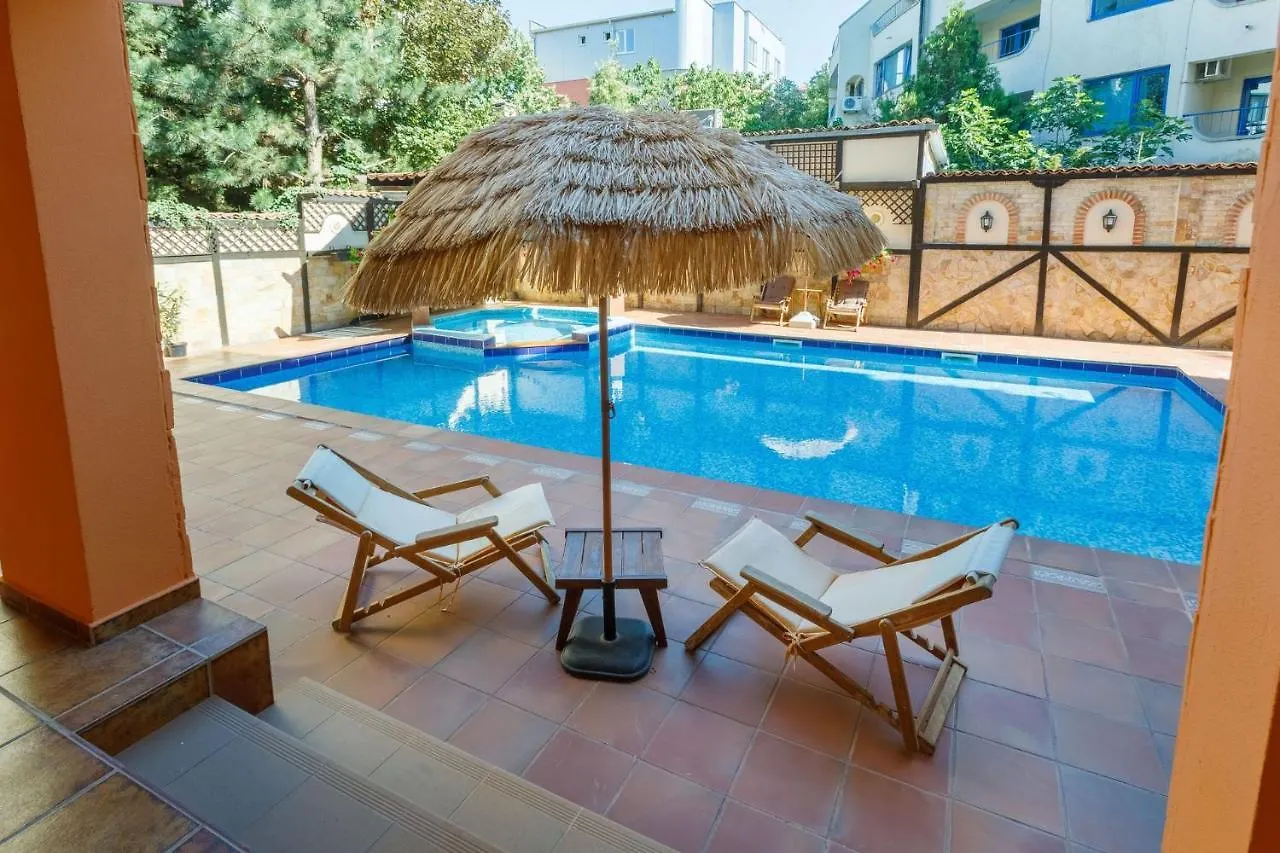 Casa Del Mar Apartments Napospart