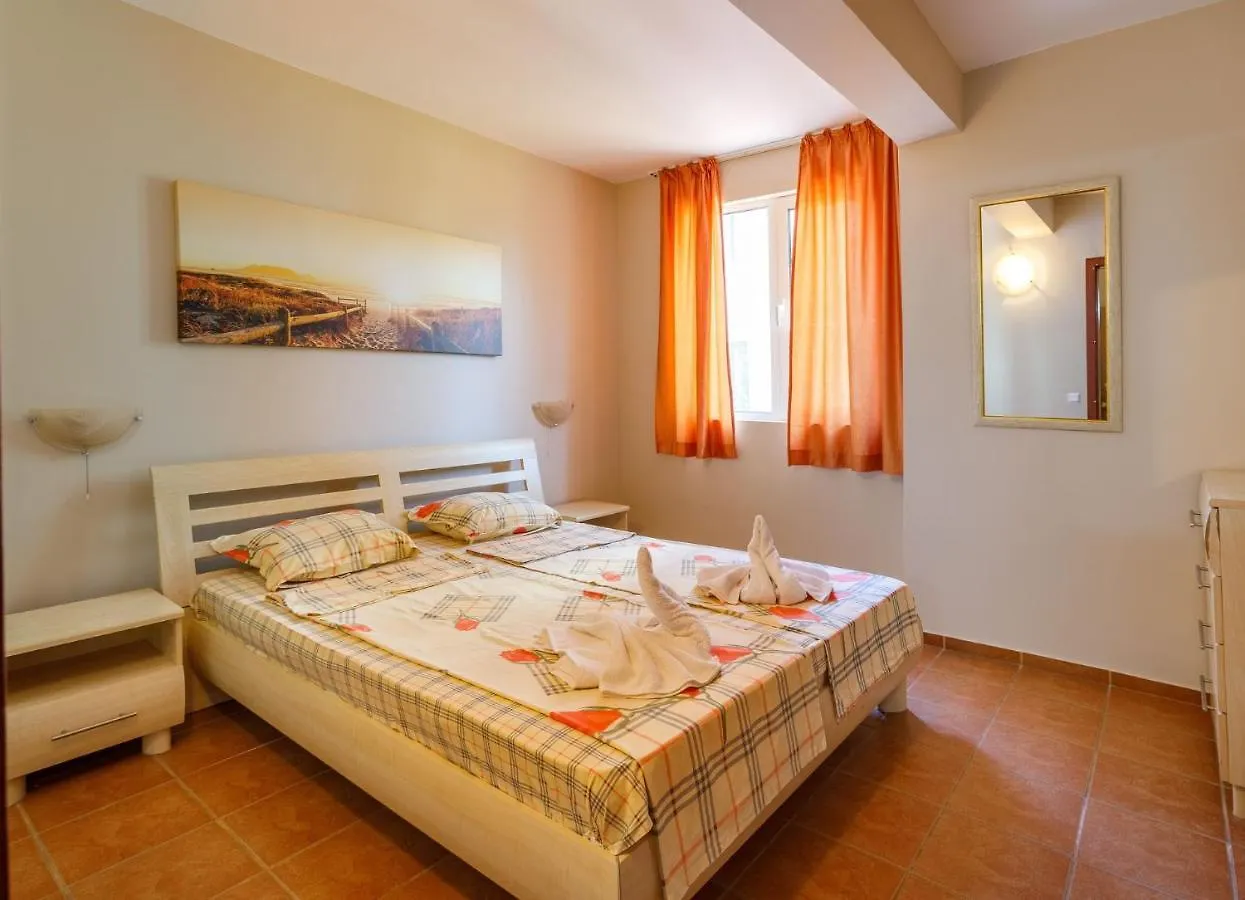 Casa Del Mar Apartments Napospart Apartmanhotel