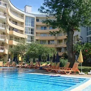Yassen Village Hotel de apartamente